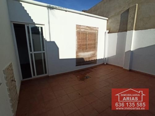 VENTA NAVE LA FAROLA ALMENDRALEJO